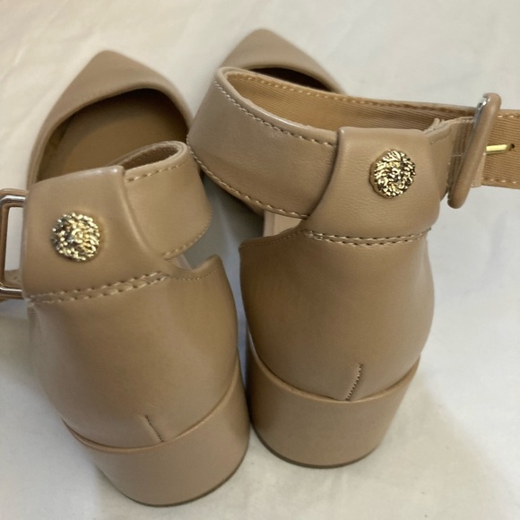 2-3 Anne Klein Ramal Pointed Toe Mid Block Heel Ankle Strap Pumps Tan Size 7.5 - Picture 5 of 6